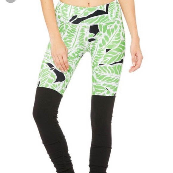 Alo Goddess Legging - Picture 2 of 3